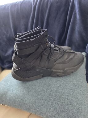 Nike Air Huarache Gripp Black